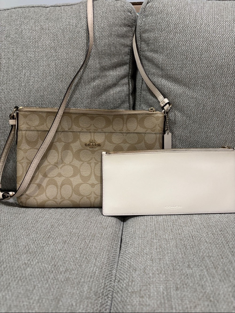 Coach Khaki Signature Crossbody with Cream Leather Wallet